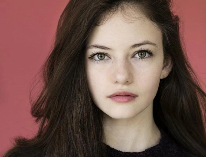 mackenzie foy - is she the next Violet Sorrengail in Fourth Wing series