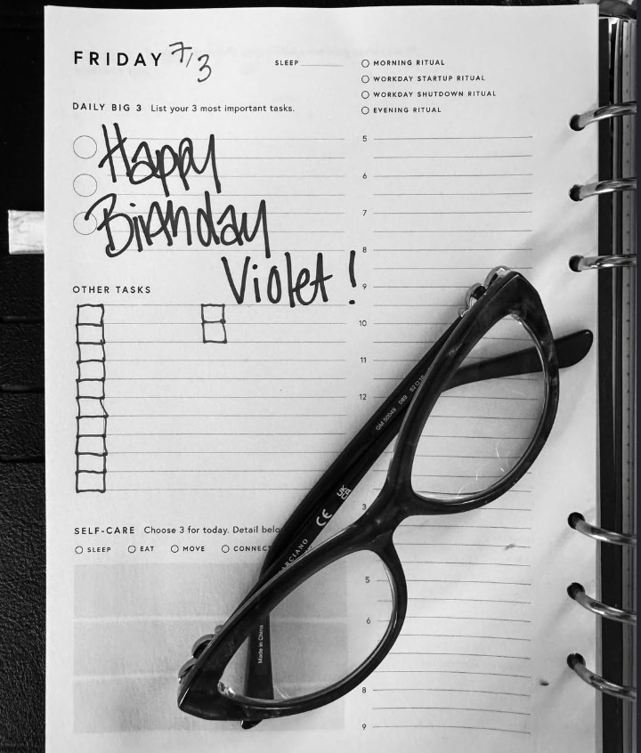 rebecca yarros telling us a clue about violet and her birthday